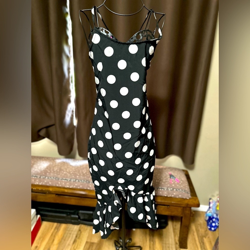 Womens Black White Polka Dots V Neck Fit Flare Pinup dress - Picture 1 of 4